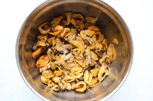 Moules au riz noir : Étape 1