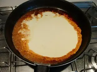 Poêlée de Saint-Jacques et Chanterelles, sauce au Noilly : Étape 9