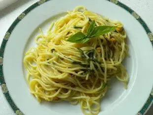Spaghettis aux moules et basilic : Étape 6