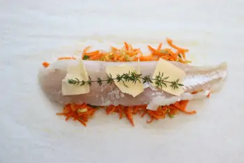 Filet de merlan en papillote carottes-citron-poireaux : Étape 8