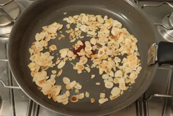 Filet de lieu aux asperges vertes et amandes : Étape 1