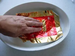 Comment beurrer facilement un plat ou un moule : Étape 1