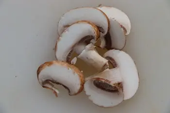 Comment préparer des champignons frais : Étape 11