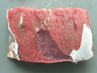 Comment cuire une viande en cuisson lente : Étape 2