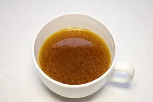 Comment dégraisser un jus de viande ? : Étape 2