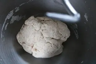 Comment luter une cocotte ou terrine : Étape 2