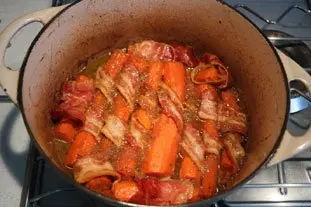 Carottes confites au lard : Étape 8