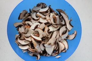 Sauté de porc crémeux aux champignons de Paris : Étape 2