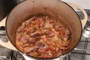 Belle pièce de viande confite et légumes fondants en cocotte lutée : Étape 7