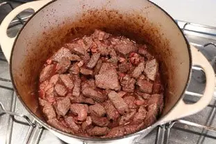 Viande braisée au vin rouge réduit : Étape 9