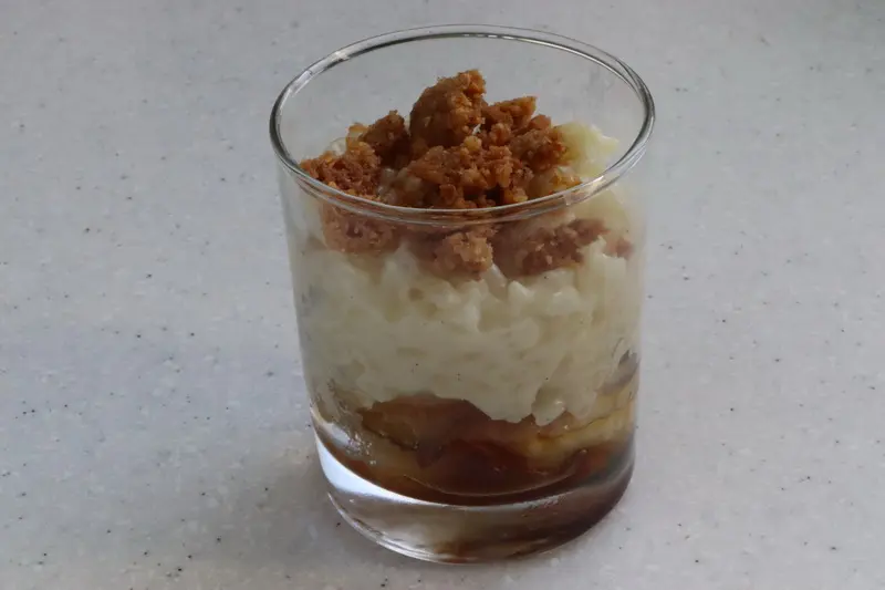 Riz au lait et pommes caramel