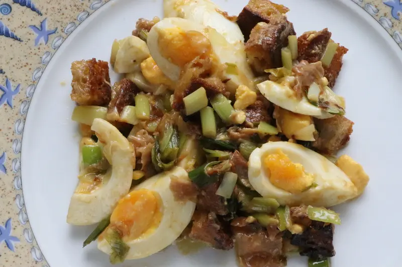 Frichti de poireaux aux oeufs durs