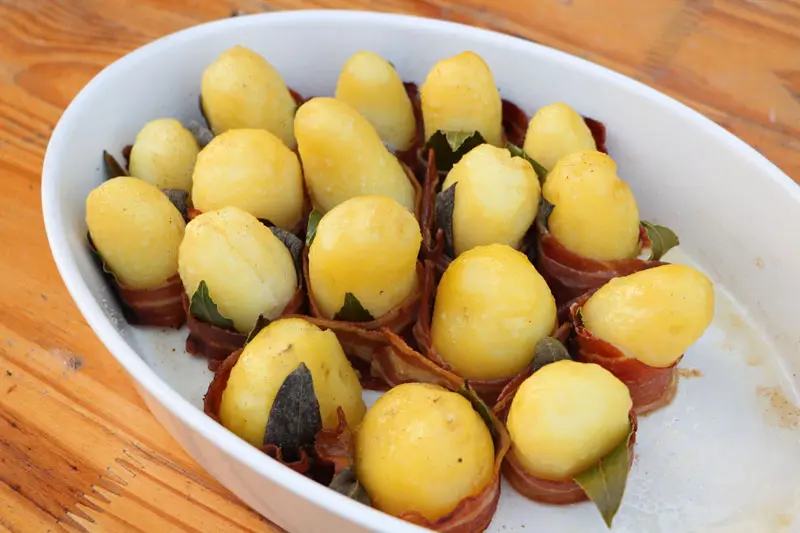 Pommes de terre lard et herbes