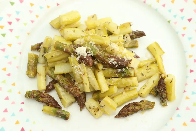 Asperges vertes rôties au citron et parmesan