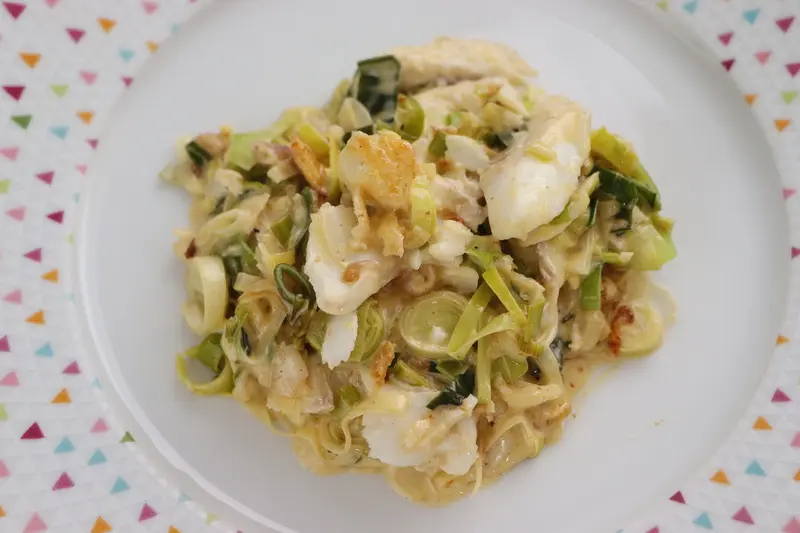 Filet de poissons aux poireaux et crème moutardée