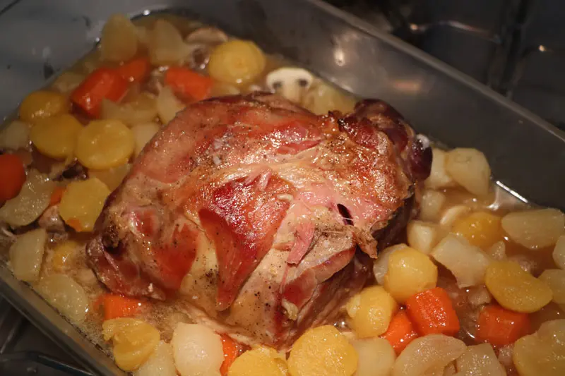 Rôti de porc "au sac" et légumes fondants