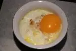 Oeufs cocotte poulet et épinards