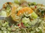 Salade mi-croquante aux crevettes