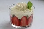 Verrines fraises-kiwis crème de mascarpone